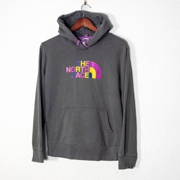 The North Face Women’s Hoodie Barbiecore Athleisure Rainbow Logo Gray Size L - Picture 1 of 9